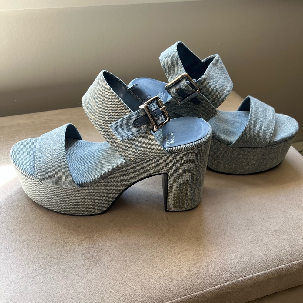 Jeffrey Campbell Women’s “Girlfriend” Platform Sandals, Light Denim size 8